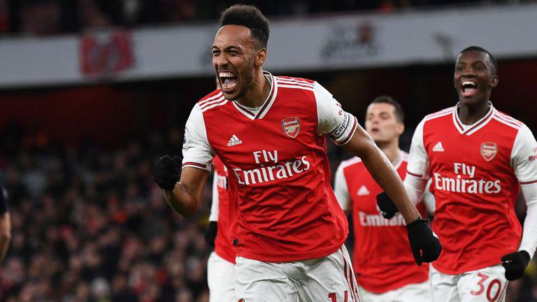 Může Pierre Emerick Aubameyang, který se věnuje Arsenalu F.C., zůstat v týmu